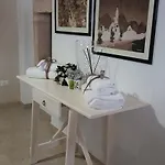 Dimora Miccolis 招待所 阿尔贝罗贝洛