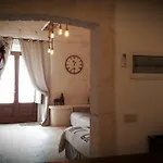 Dimora Miccolis 3* Alberobello