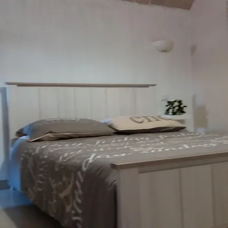 Affittacamere Dimora Miccolis 3*